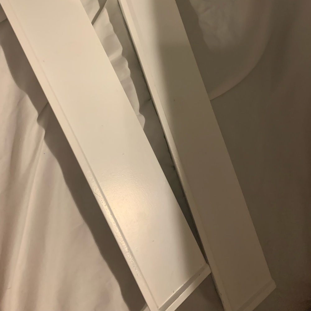 hanging/ floating wall shelves